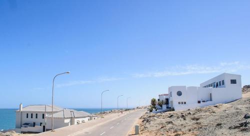 Vista exterior, Shark Island Guesthouse in Luderitz