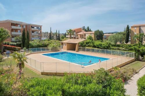 Charmant T2 piscine proche plage - Location saisonnière - Le Lavandou