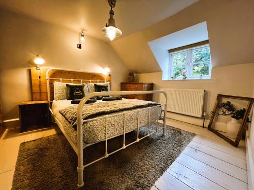 1 Apse Castle Cottage - Pet Friendly