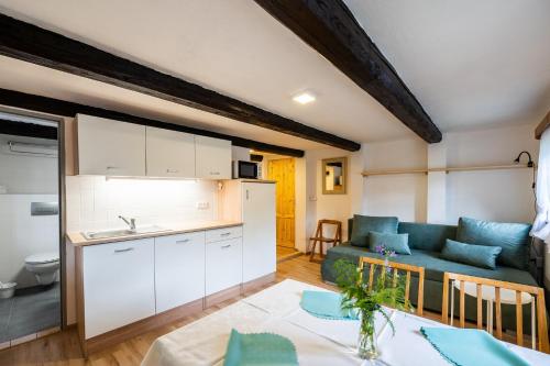 Konyha, Penzion Pod hradem in Adrspach