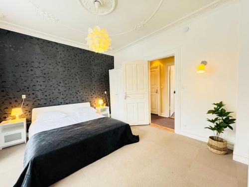 B&B Aalborg - aday - Villa Firenze - 2 Bedrooms Bright Apartment - Bed and Breakfast Aalborg