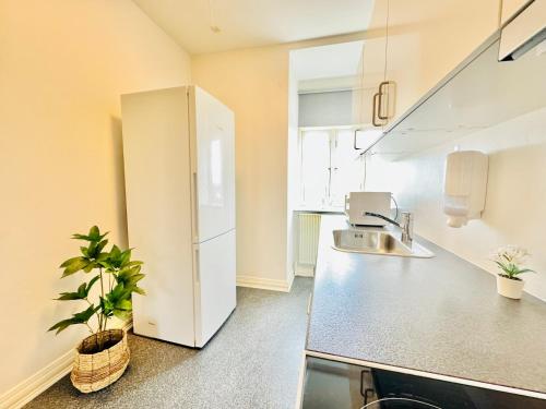 aday - Villa Firenze - 2 Bedrooms Bright Apartment in Kaerby