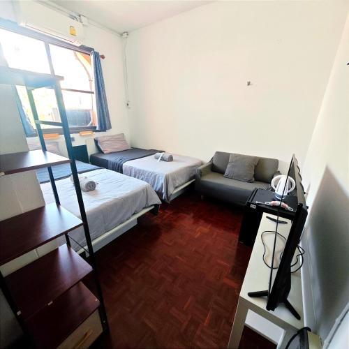 Panda Lodge Home Stay