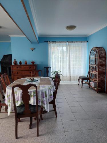 Alojamentos A Buraca in เซา รอก โด ปิโก