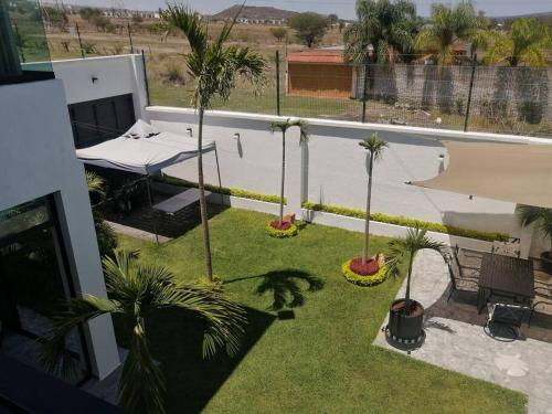 Bella Casa Blanca in El Castillo, Mexico