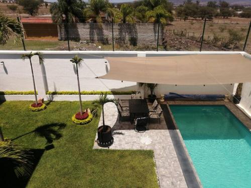 Bella Casa Blanca in El Castillo, Mexico