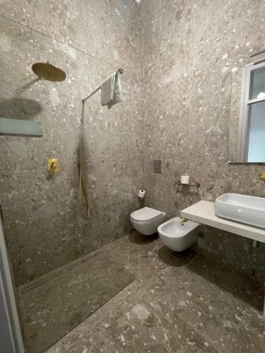 One-Bedroom Apartment (3 Adults) image 10