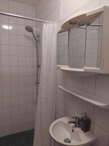 Doppelbett Zimmer mit WC, Bremen (photo 7)
