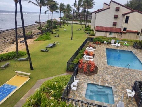 1BR Condo at Oceanfront Resort Kapaa Shore