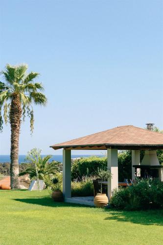 Deluxe Villa image 2