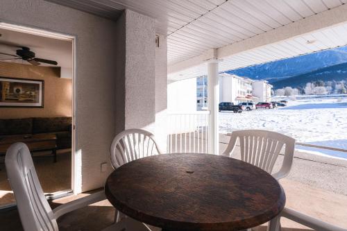 เมาน์เท็น วิว สวีท แอท แฟร์มอนต์ ฮอตสปริง (Mountain View Suites at Fairmont Hot Springs) in แฟร์มองต์ ฮอต สปริงส์ (บริติช โคลัมเบีย)