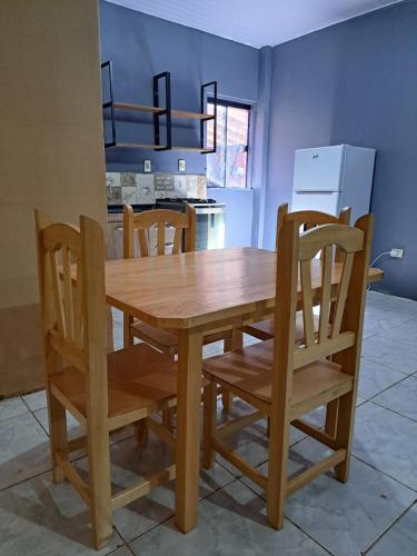 蜂鳥旅館 (Hummingbird Hostel) in 埃斯特城