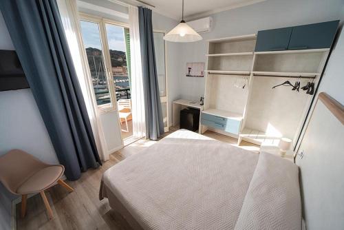 1 queen bed