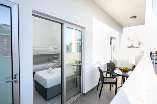 Spiros Luxury Apartments 4