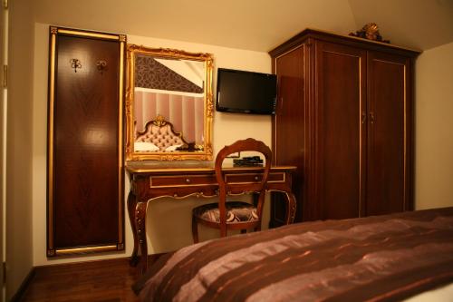 Hotel Villa Viktorija - image 10