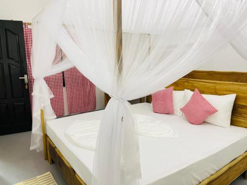 Deluxe Double Room image 3
