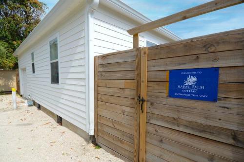 Sabal Palm Vacation Homes in Lake Worth, USA