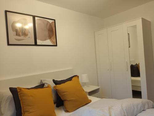 Spacious Elegant 2-BR Apartment in Aberdeen City Centre