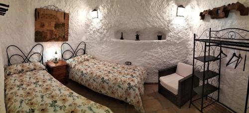CASA CUEVA EL OLIVO in La Guardia de Jaén