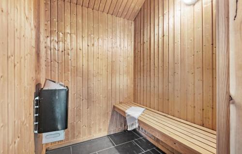 Activitats, Lovely Home In Blåvand With Kitchen (Lovely Home In Blavand With Kitchen) in Oksby