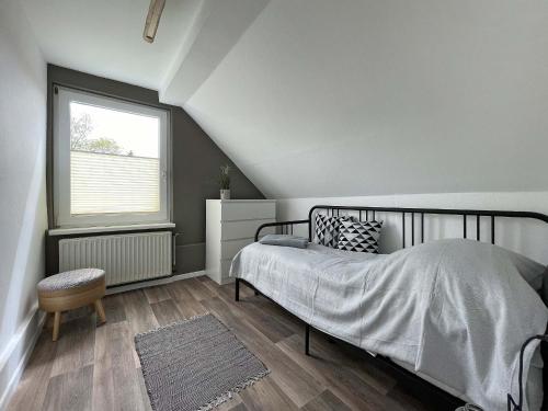 Apartment with Balcony image 8