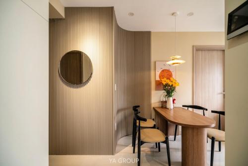Two-Bedroom Apartment with Balcony image 1