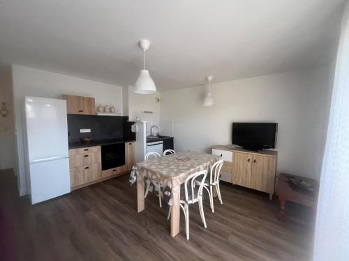 Appartement Saint-Jean-de-Monts, 2 pièces, 4 personnes - FR-1-323-517 - Location saisonnière - Saint-Jean-de-Monts