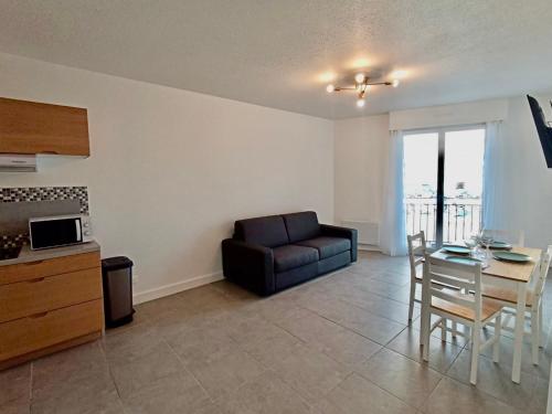 Apartment image 10