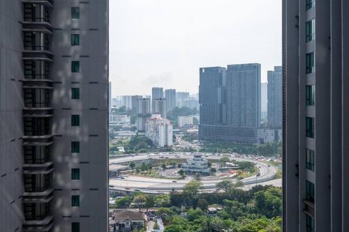 Cubic Botanical Massage Chair 3BR8Pax MidValley Cubic Botanical Massage Chair 3BR8Pax MidValley