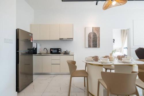 Cubic Botanical Massage Chair 3BR8Pax MidValley Cubic Botanical Massage Chair 3BR8Pax MidValley