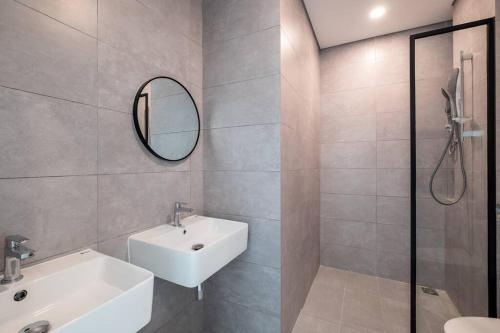 Cubic Botanical Massage Chair 3BR8Pax MidValley Cubic Botanical Massage Chair 3BR8Pax MidValley