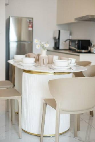 Cubic Botanical Massage Chair 3BR8Pax MidValley Cubic Botanical Massage Chair 3BR8Pax MidValley