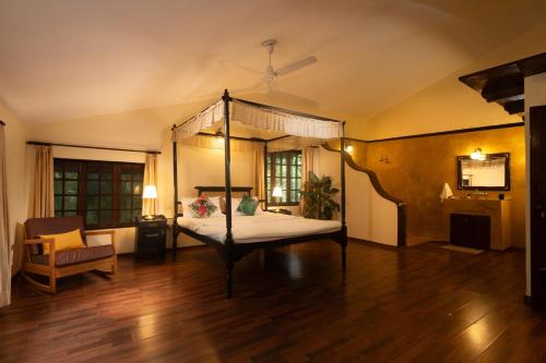 The Island Pool Villa in Divar