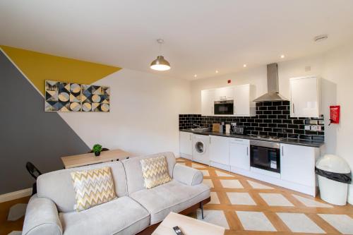 Great offers on Long Stays!! LaLuNa Apartments - MetroCentre