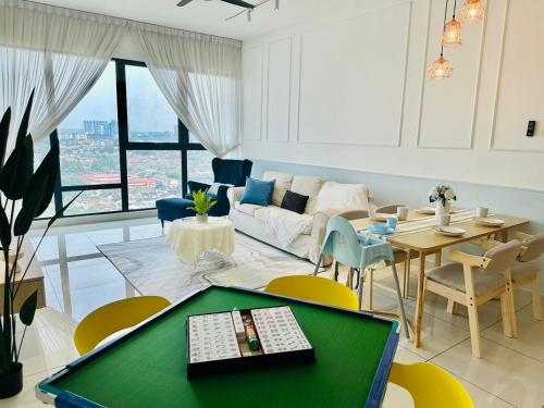 Mosaic Residence Mid Valley SouthKey @ R9 Homestay near The Mall, Mid Valley Southkey
