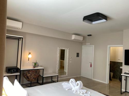 Oasi Village Hotel - image 5