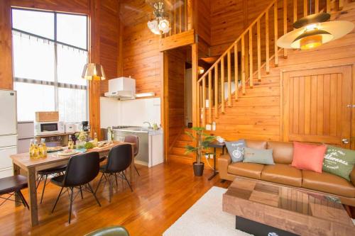 木の温かみ溢れる自然の中のログハウス~Cottage HIBISCUS~ 木の温かみ溢れる自然の中のログハウス~Cottage HIBISCUS~