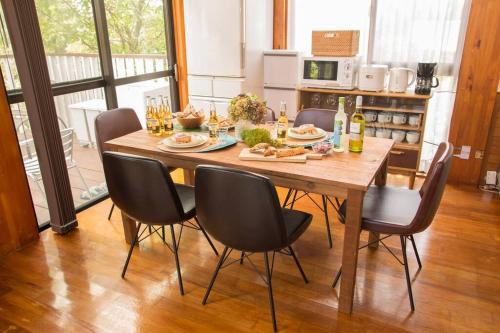 木の温かみ溢れる自然の中のログハウス~Cottage HIBISCUS~ 木の温かみ溢れる自然の中のログハウス~Cottage HIBISCUS~