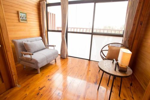 木の温かみ溢れる自然の中のログハウス~Cottage HIBISCUS~ 木の温かみ溢れる自然の中のログハウス~Cottage HIBISCUS~