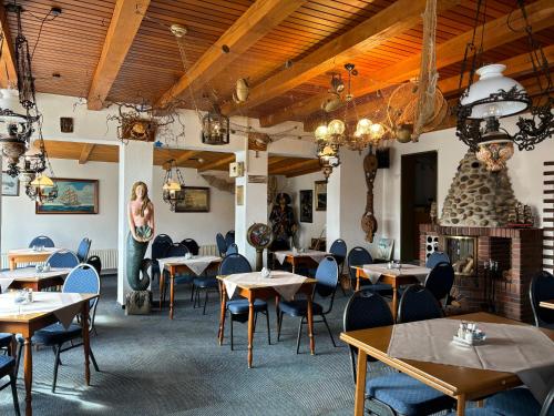 Hotel-Restaurant Cafe Caro - image 8