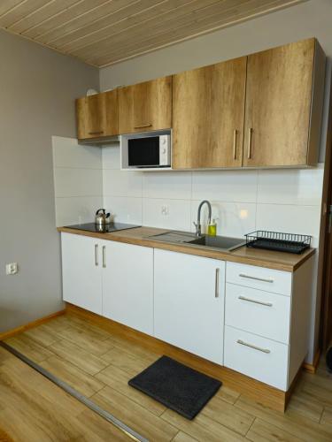 Konyha, Bingo in Powidz