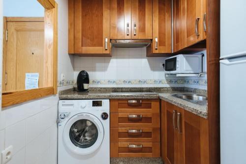 The Clover Apartments Groundfloor, Seville (photo 7)