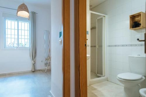 The Clover Apartments Groundfloor, Seville (photo 11)