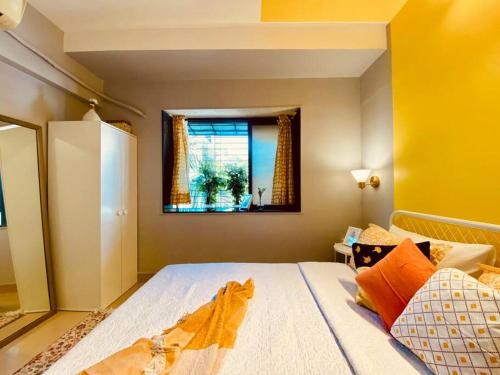 Simon Lydia 3 - A Bliss Nest in Bandra, Pali Village by Connekt Homes photo 4