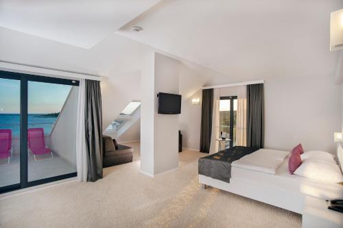 Boutique Hotel Life, Sea, Wellness & SPA in Рогозніца