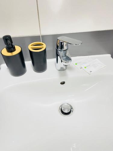 Dream Date Apartments Dream Date Apartments