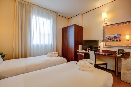 Hotel Europa - image 2