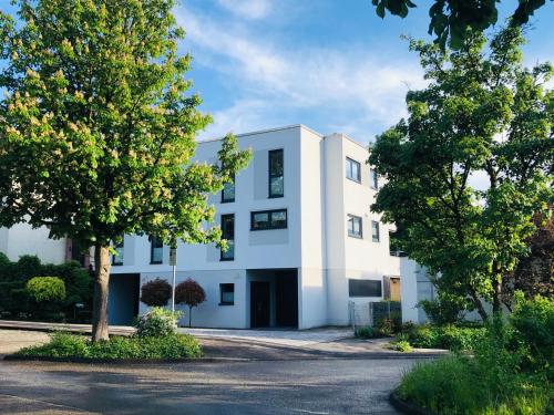 Cube - Ferienhaus mit Garten und Terrasse in Eberbach in Eberbach, Deutschland