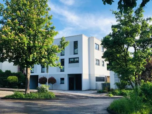 Cube - Ferienhaus mit Garten und Terrasse in Eberbach in Eberbach, Deutschland