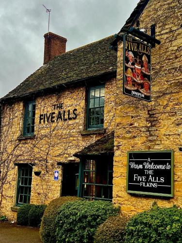 Five Alls, hotel in Clanfield